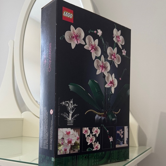 LEGO Orchid Set - Picture 5 of 5